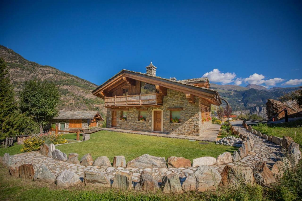 Casa Vacanze Petit Haury - Alloggi Ad Uso Turistico Vda Arvier N 0039 E N 0040 - ภายนอก รูปภาพ