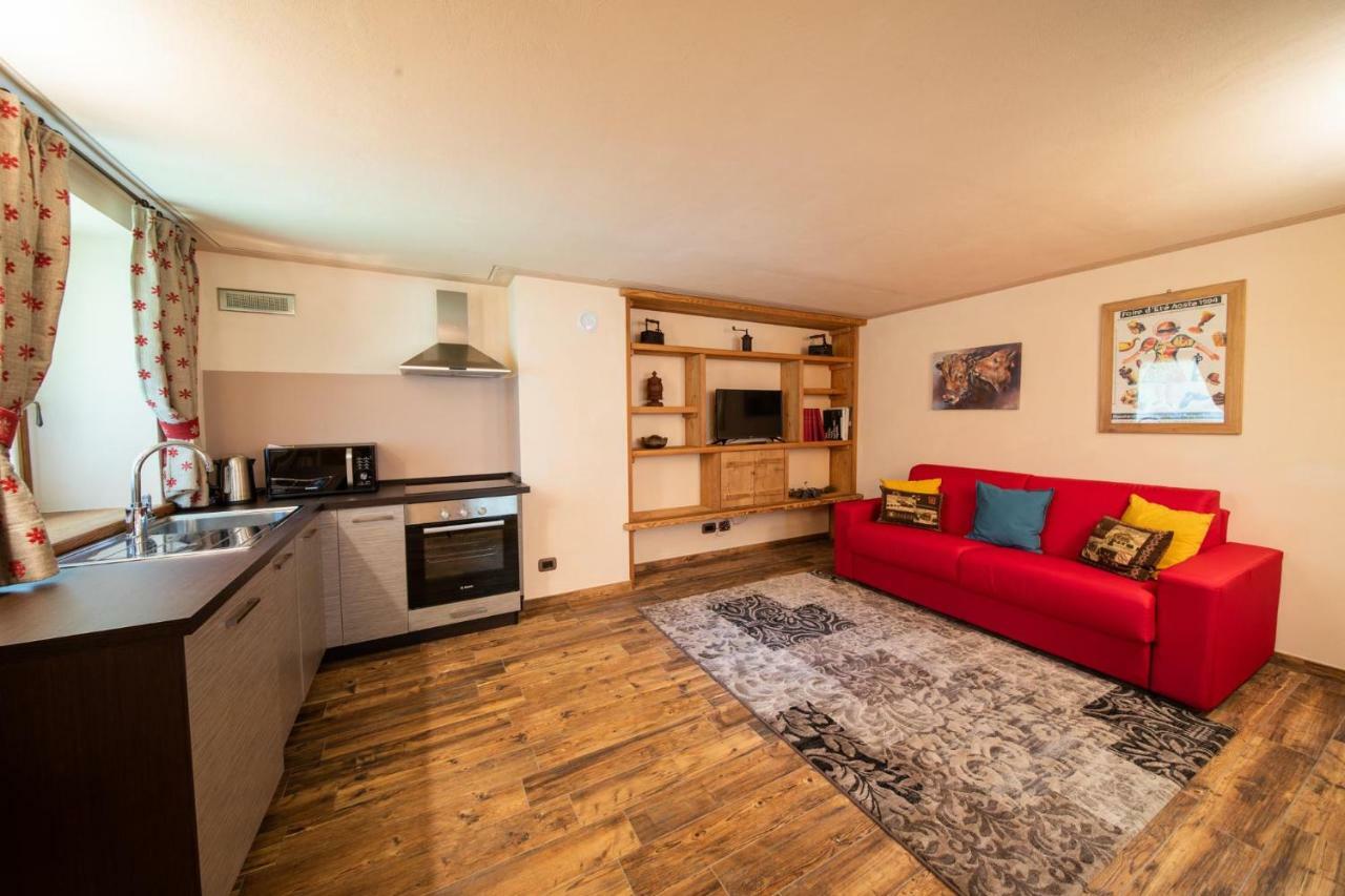 Casa Vacanze Petit Haury - Alloggi Ad Uso Turistico Vda Arvier N 0039 E N 0040 - ภายนอก รูปภาพ