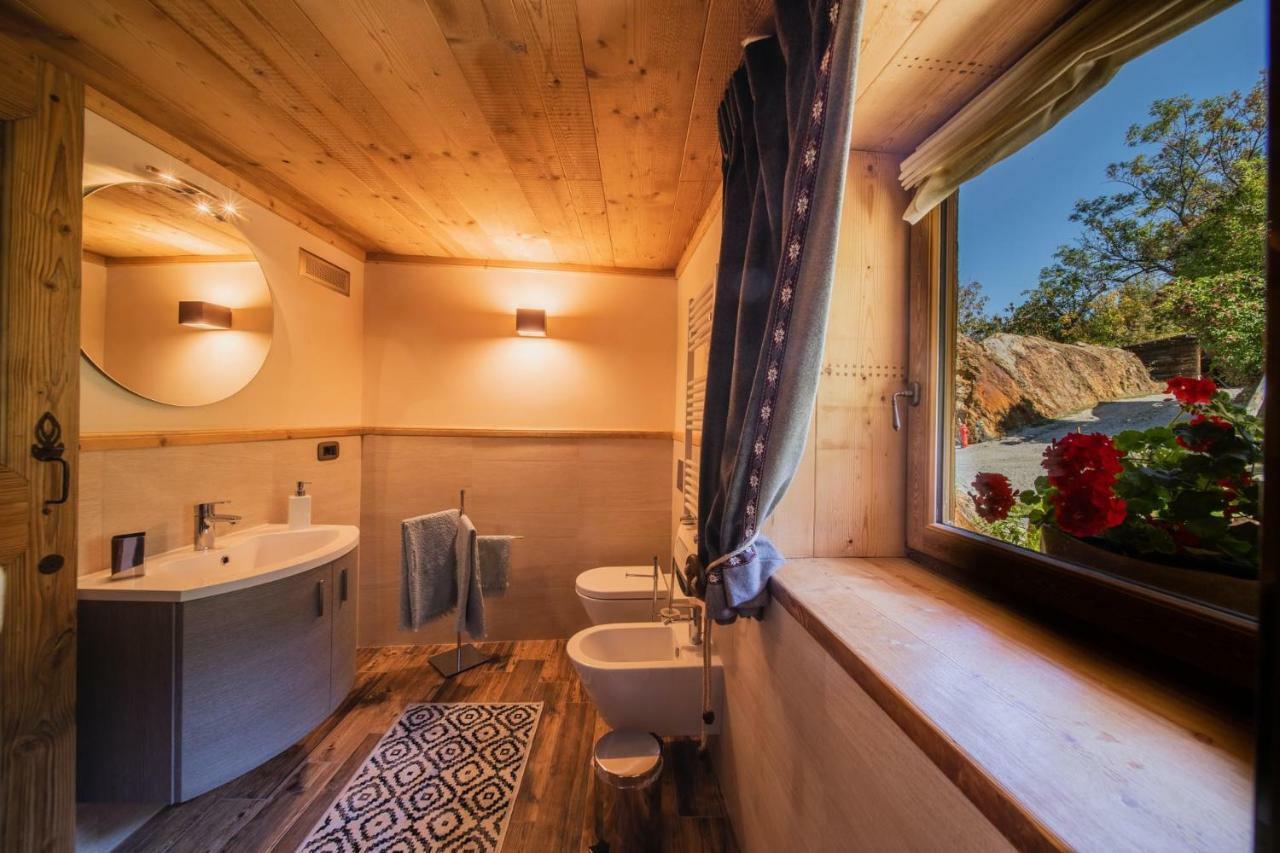Casa Vacanze Petit Haury - Alloggi Ad Uso Turistico Vda Arvier N 0039 E N 0040 - ภายนอก รูปภาพ
